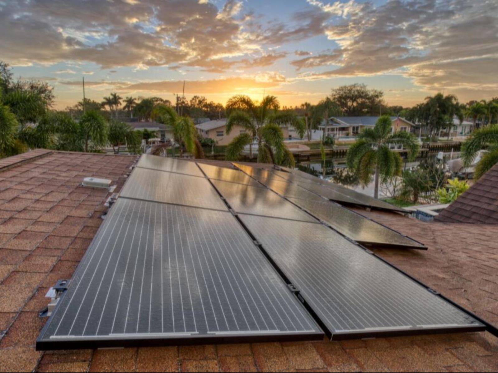 solar panels (check copyright)